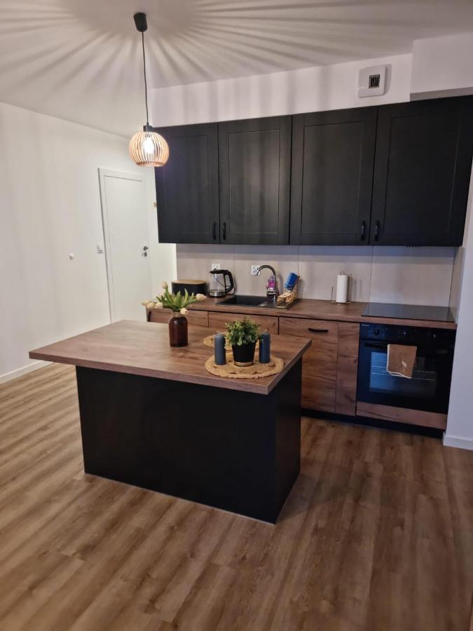 Apartament Anna Лешно Екстериор снимка