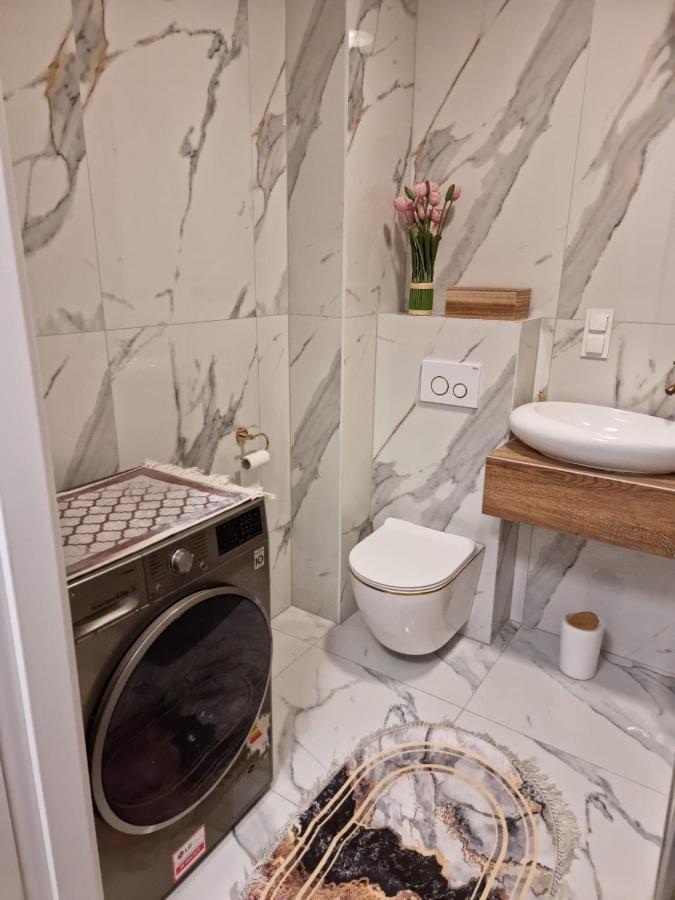 Apartament Anna Лешно Екстериор снимка